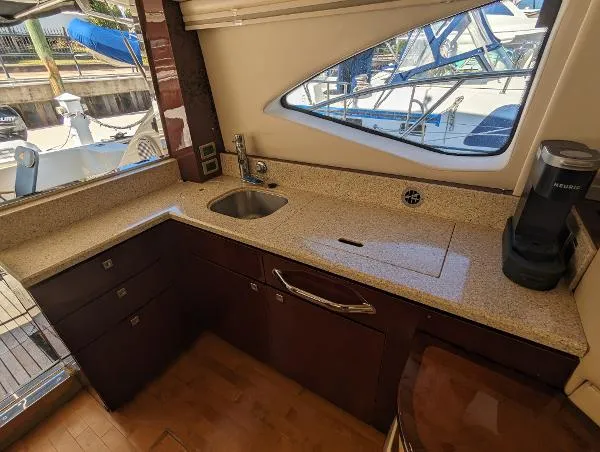 Slide: The Image of Sea Ray 47 Sedan Bridge 2008 - 8