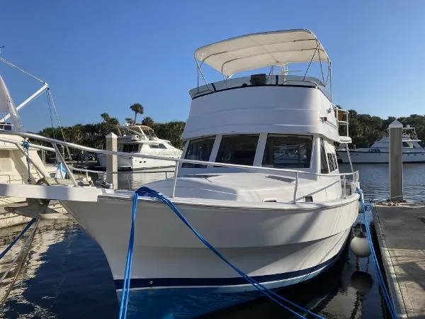 Slide: The Image of Mainship 350 Trawler 1998 - 2