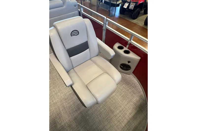 Slide: The Image of 2026 Sun Tracker SportFish 20 DLX boat seat with cup holders and speaker. - 12