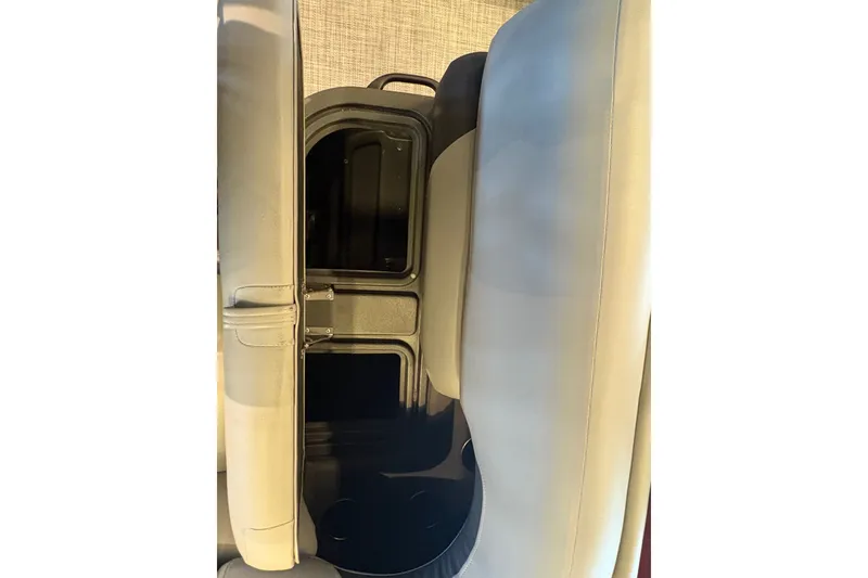 Slide: The Image of 2026 Sun Tracker SportFish 20 DLX boat interior seating detail. - 16