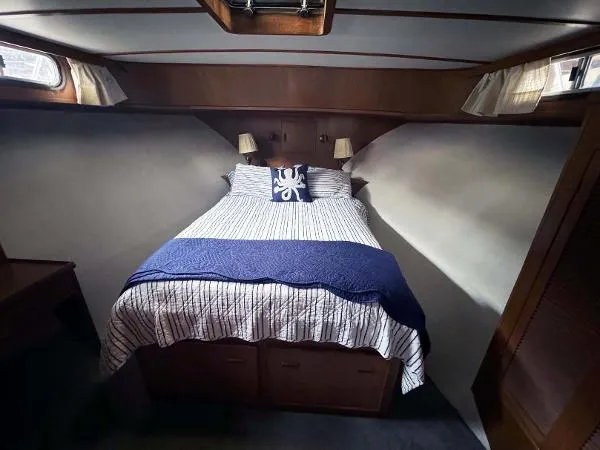 Slide: The Image of Gulf Pilothouse 1980 - 6