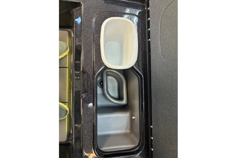 Slide: The Image of Nitro Z21 XL Pro 2026 - 115