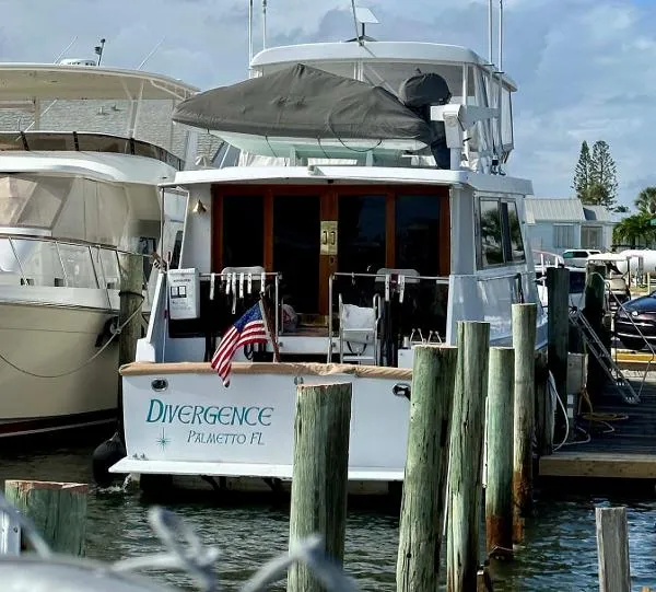 Slide: The Image of Ocean Alexander 54 COCKPIT MOTOR YACHT 1988 - 1