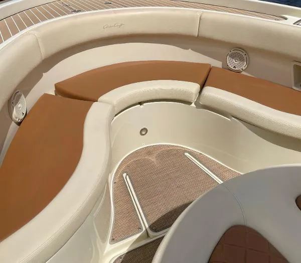 Slide: The Image of Chris-Craft Catalina 2019 - 2