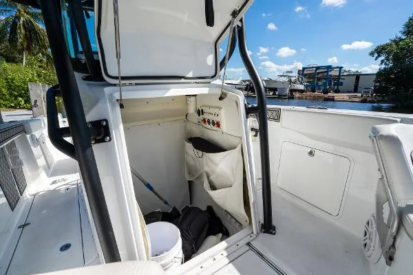Slide: The Image of Wellcraft 262 Fisherman 2021 - 11