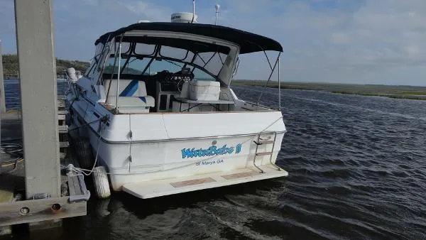 Slide: The Image of Sea Ray 340 Express Cruiser 1989 - 2