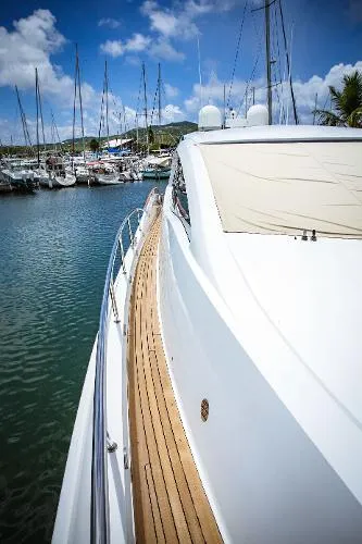 Slide: The Image of Lazzara Yachts LSX 75 2008 - 11