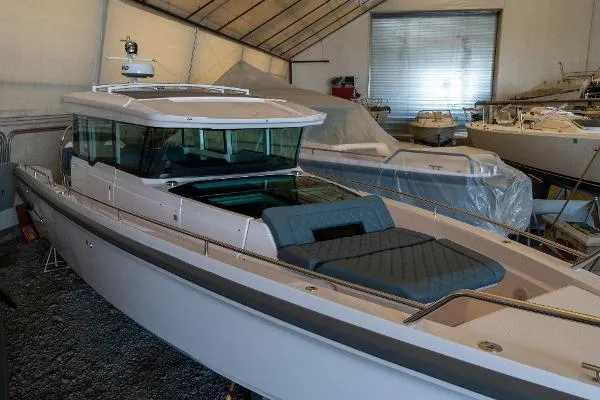 Slide: The Image of Axopar 37 Cross Cabin XC 2023 - 7