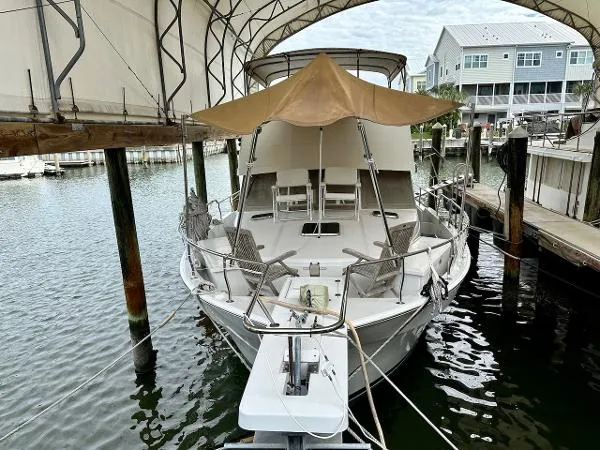 Slide: The Image of Mainship 430 Trawler 2001 - 2