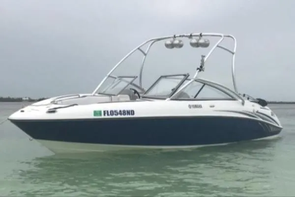 Slide: The Image of Yamaha SX230 JET BOAT 2006 - 0