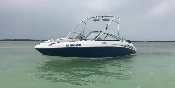 Slide: The Image of Yamaha SX230 JET BOAT 2006 - 5