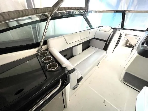 Slide: The Image of Formula 350 Crossover Bowrider 2017 - 7