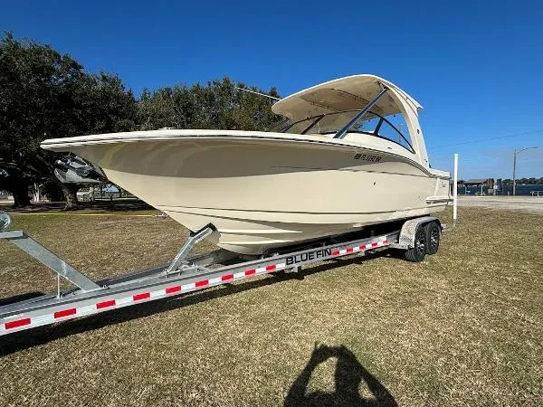 Slide: The Image of Scout 275 Dorado 2017 - 2