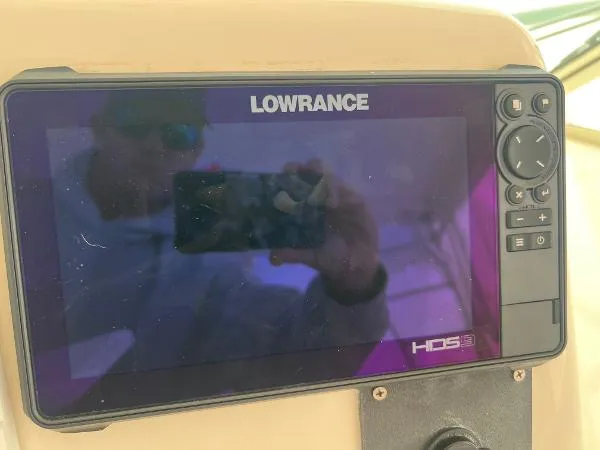 Slide: The Image of Albemarle 310 Express Fisherman 2005 - 11