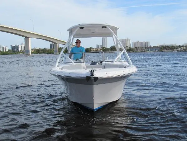 Slide: The Image of Sea Fox 226 Traveler 2022 - 2