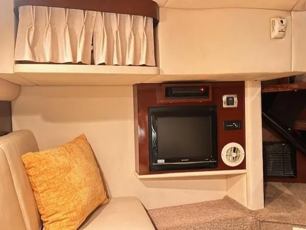 Slide: The Image of Sea Ray 380 Sundancer 2008 - 7