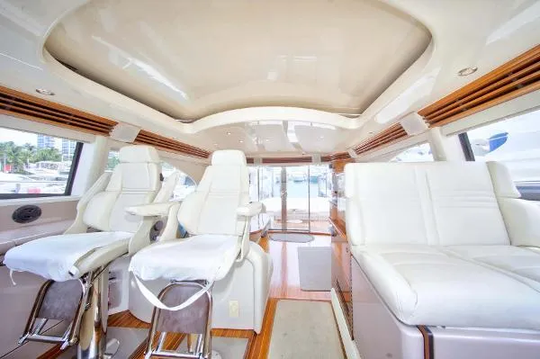 Slide: The Image of Sea Ray 680 Sun Sport 2003 - 6