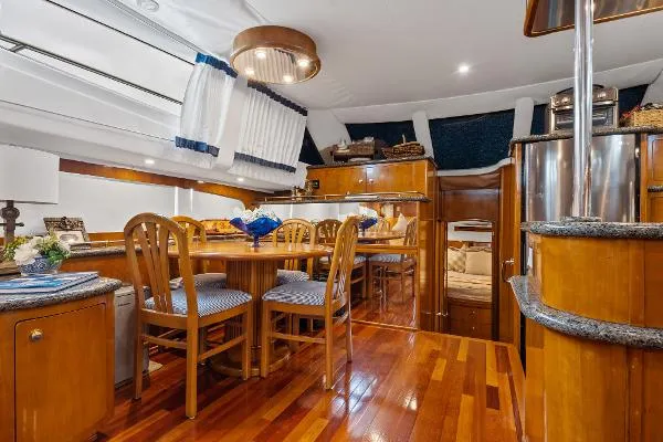 Slide: The Image of Carver Yachts 506 Motor Yacht 2000 - 8