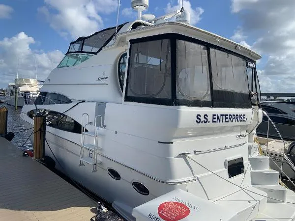 Slide: The Image of Carver Yachts 466 Motor Yacht 2004 - 2