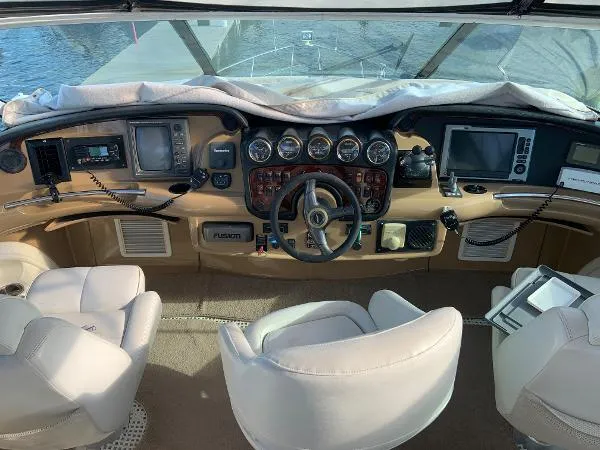 Slide: The Image of Carver Yachts 466 Motor Yacht 2004 - 4