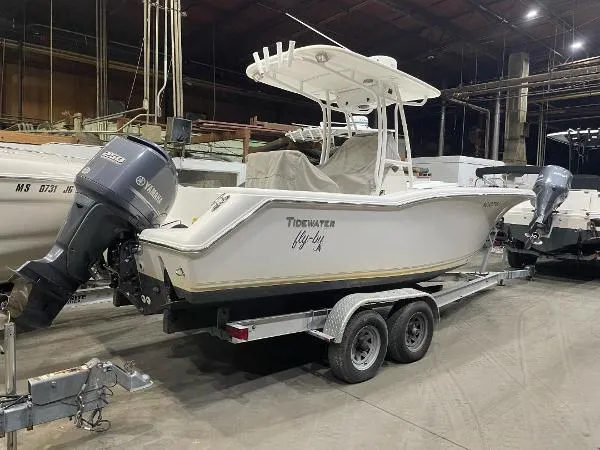 Slide: The Image of Tidewater 230 Adventure Center Console 2013 - 4