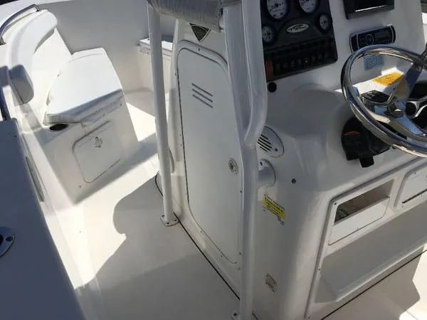 Slide: The Image of Tidewater 230 Adventure Center Console 2013 - 7