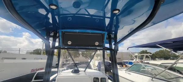 Slide: The Image of Regulator Marine 24 Forward Seating 2008 - 6