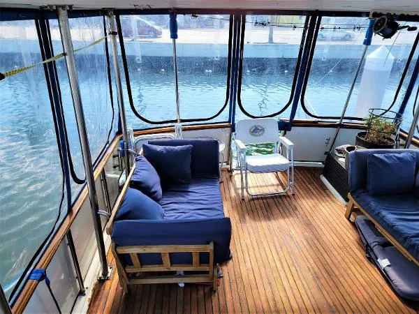Slide: The Image of Marine Trader 38 Sundeck 1984 - 6