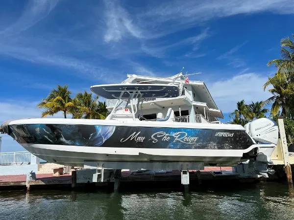 Slide: The Image of Intrepid 327 Center Console 2020 - 7