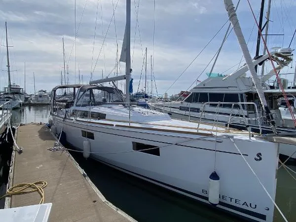 Slide: The Image of Beneteau Oceanis 38.1 2021 - 1