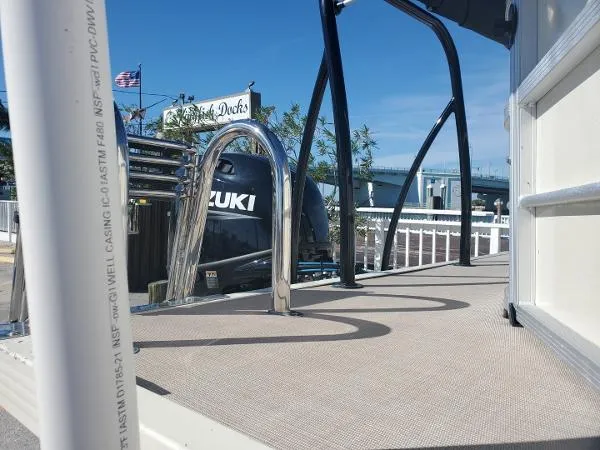 Slide: The Image of Lexington 320 Series Fish Cruise Bi-Toon 2022 - 4