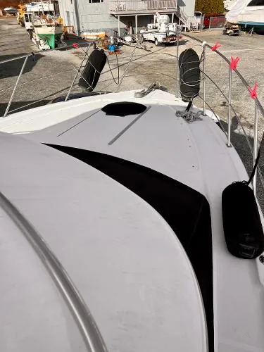 Slide: The Image of Carver Yachts 396 Motor Yacht 2000 - 4