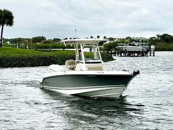 Slide: The Image of Boston Whaler 230 Outrage 2018 - 1