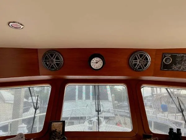 Slide: The Image of Selene Trawler 2004 - 8