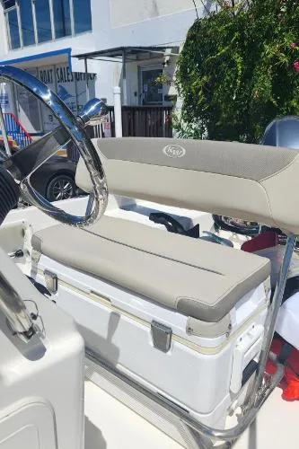 Slide: The Image of Key West 1720 Sportsman CC 2021 - 3