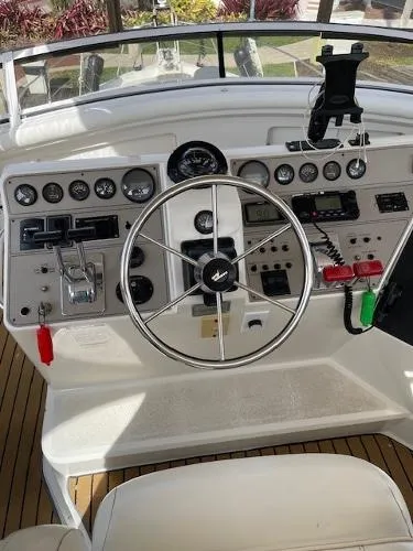 Slide: The Image of Carver Yachts 445 Aft Cabin Motoryacht 1997 - 9