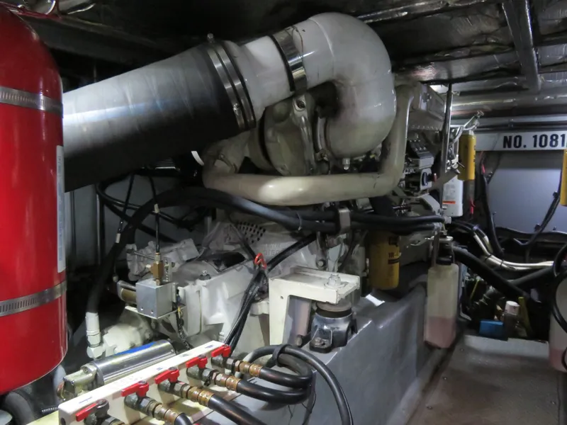 Slide: The Image of Engine room of a 1999 Sea Ray 480 DB yacht. - 9