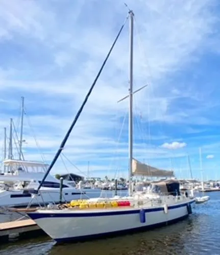 Slide: The Image of Gulfstar Sloop 1973 - 0