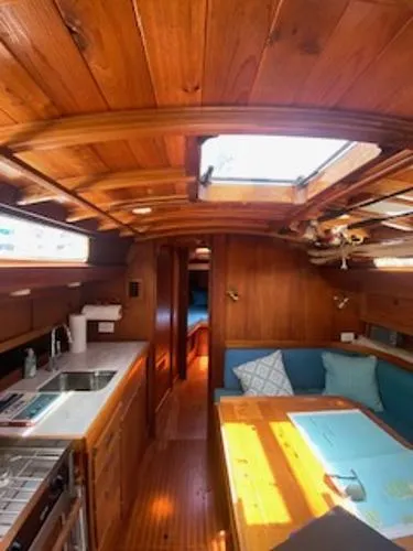 Slide: The Image of Vindo Vindo 45 Sloop 1983 - 10