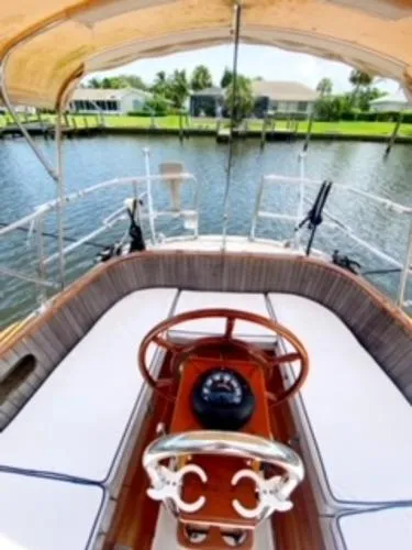 Slide: The Image of Vindo Vindo 45 Sloop 1983 - 9