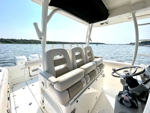 Slide: The Image of Boston Whaler 350 Outrage 2017 - 6