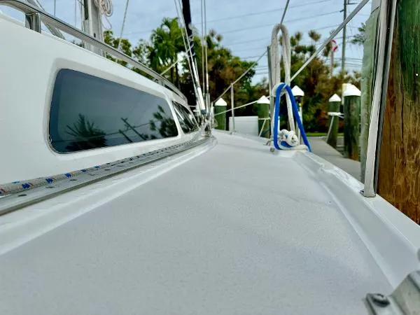 Slide: The Image of Catalina 350 2003 - 11