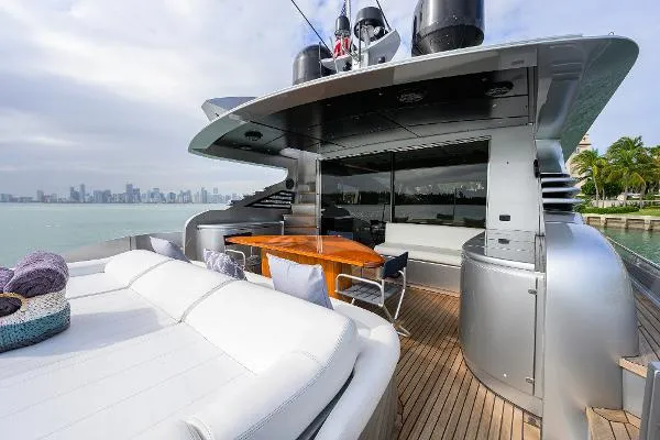 Slide: The Image of Pershing 90 Express 2009 - 1
