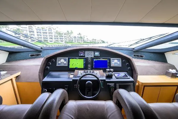 Slide: The Image of Pershing 90 Express 2009 - 3
