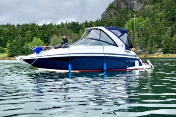 Slide: The Image of Regal 28 Express 2017 - 3