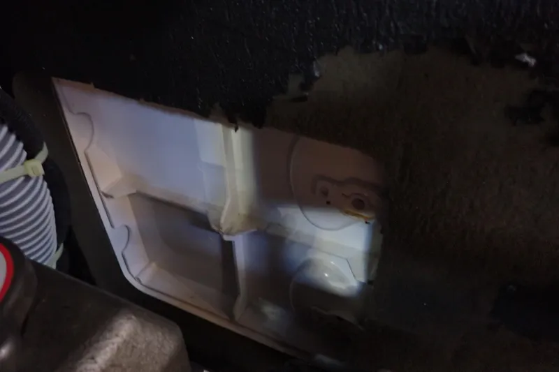 Slide: The Image of Interior view of 2018 Jeanneau Sun Odyssey 389 yacht, showing structural details. - 166