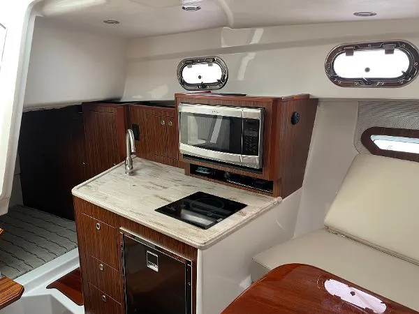 Slide: The Image of Pursuit OS 325 Offshore 2019 - 3