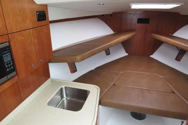Slide: The Image of Albemarle 290 Express Fisherman 2021 - 10