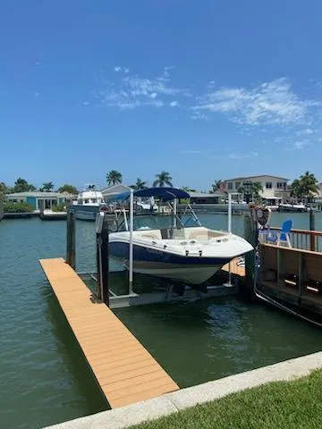 Slide: The Image of NauticStar 203DC Sport Deck 2018 - 9