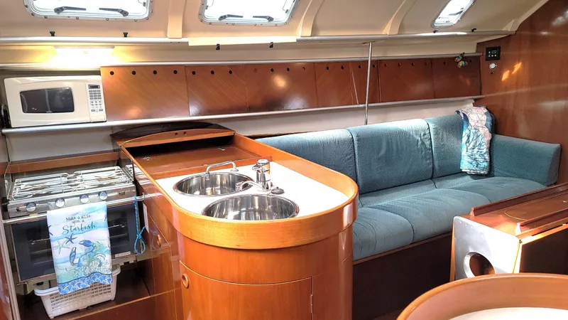 Slide: The Image of Beneteau First 38.5 1993 - 5
